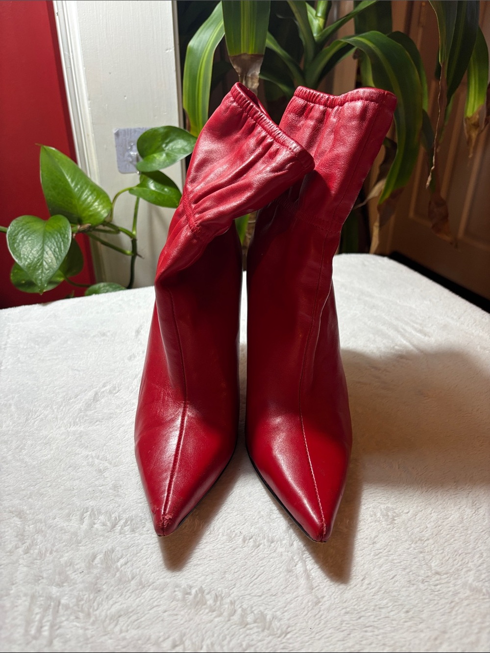 Women's Red Pointed-Toe Ankle Booties
